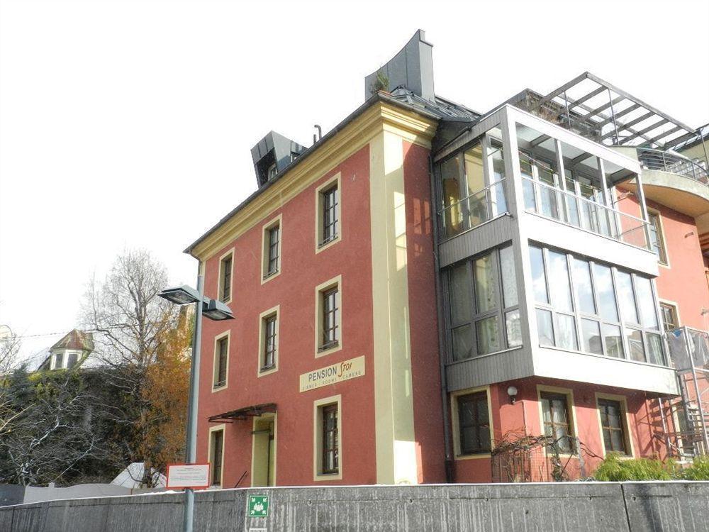 Pension Stoi Budget Guesthouse Innsbruck Ngoại thất bức ảnh